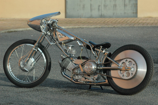 Jawa 500 de Franck (Mécatwin-X-Compagnie) dans sa dernière évolution.